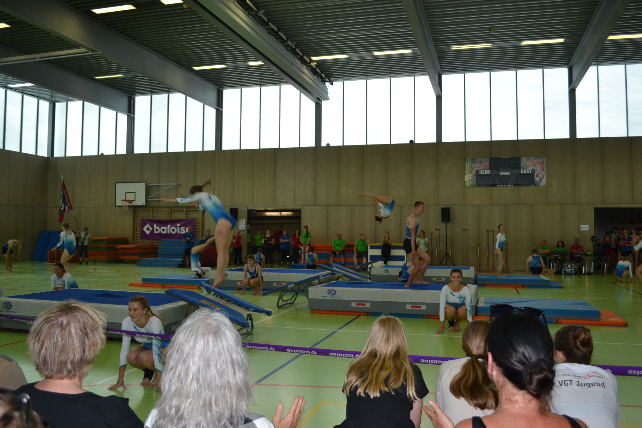 Bild (100)